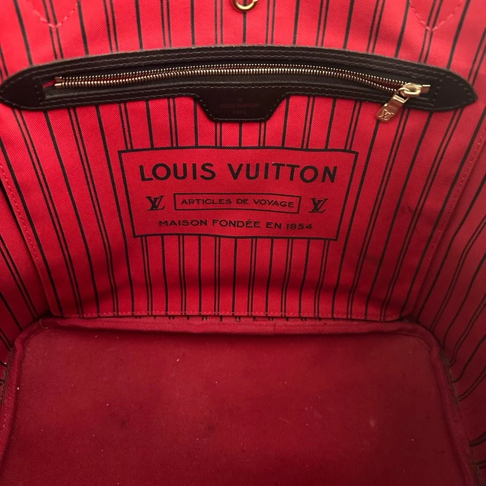 Louis Vuitton Brown Checkered Tote - Picture 7 of 8